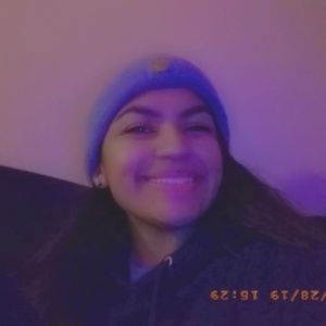 Meet your Posher, Dominique